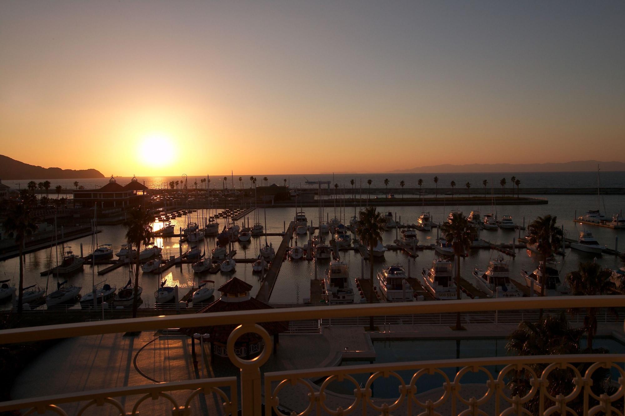 Wakayama Marina City Hotel Bagian luar foto